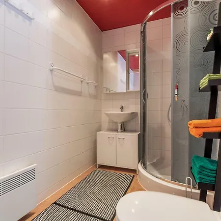 Uus-tatari 4 Apartments- City Center • Free Parking Апартаменты *