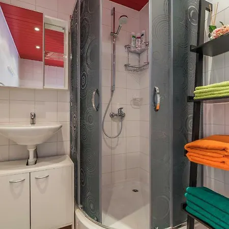 Апартаменты Uus-tatari 4 Apartments- City Center • Free Parking